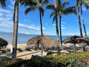 Brisas Vallarta - Just steps from the beach!